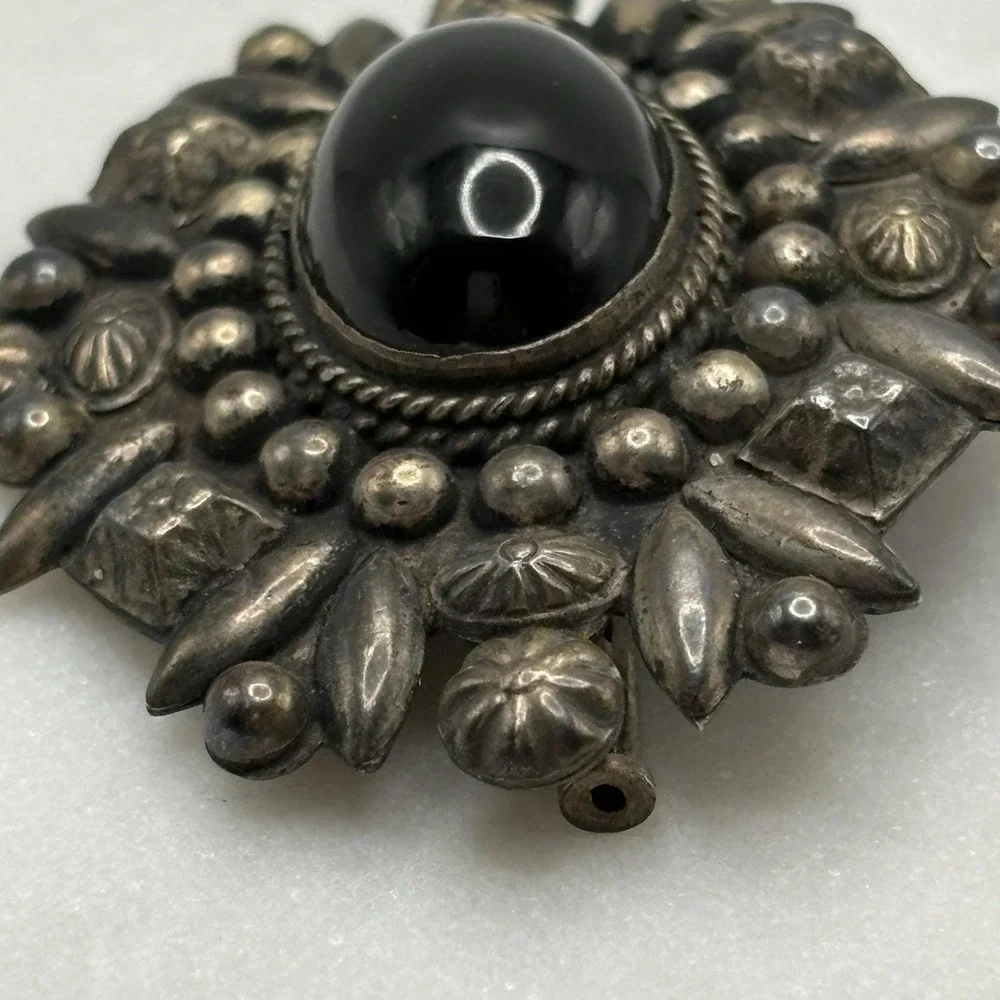 Vintage 800 Silver Onyx Brooch Southwest Statement Intricate Detail Mexico
